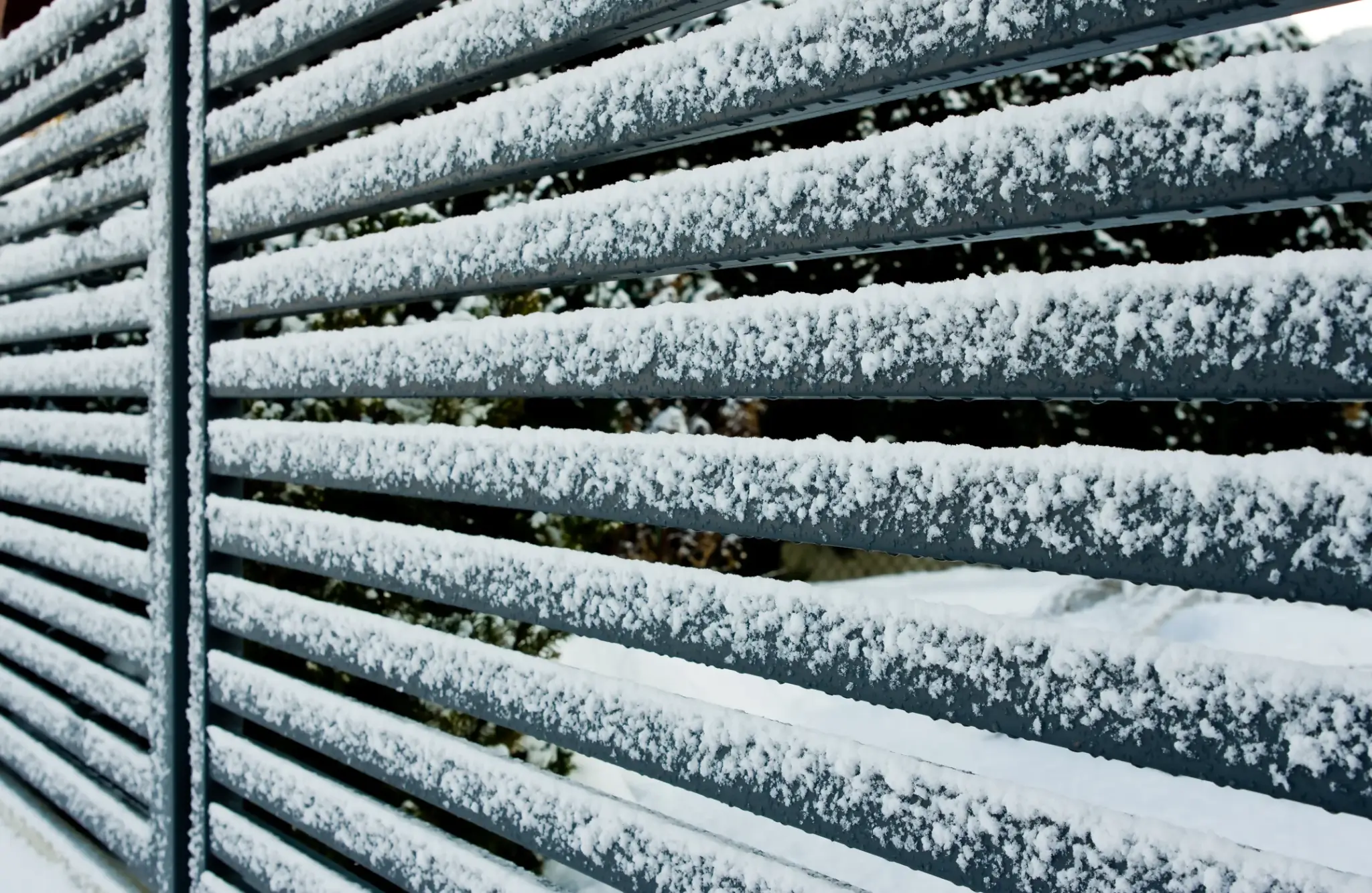 Jak odmrozić roletę zewnętrzną?